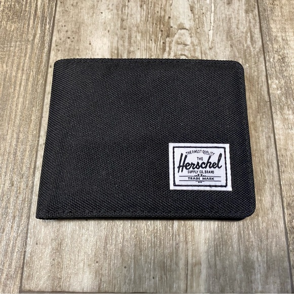 Herschel Supply Company Other - Herschel Supply Co. Hank Bi-Fold Wallet RFID Canvas Leather Black White Red New
